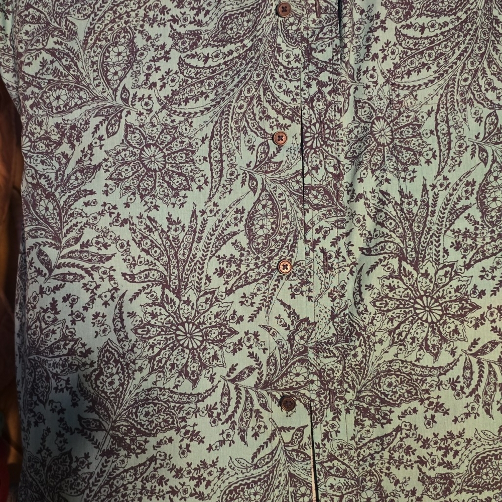 Gibson Green and Black Dress Shirt with Elegant Pattern
